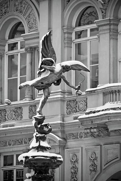 London, Piccadilly Circus, Eros Statue