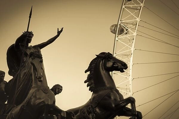 UK, England, London, Boudica (Boadicea) Statue and London Eye