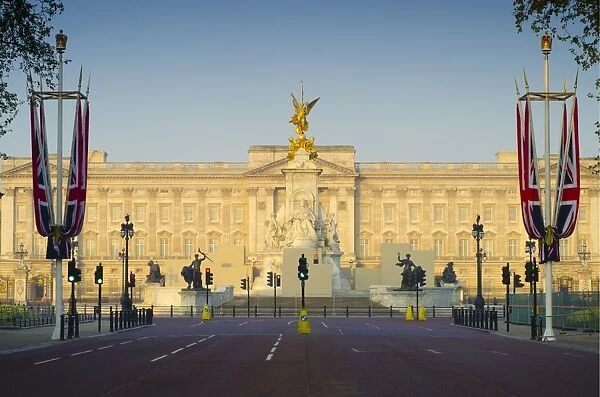 UK, England, London, Buckingham Palace, Royal Wedding