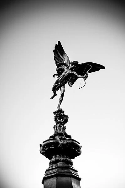 UK, London, Piccadilly Circus, Eros Statue