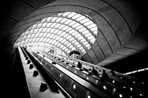 UK, London, Canary Wharf Underground Station, Jubilee Line